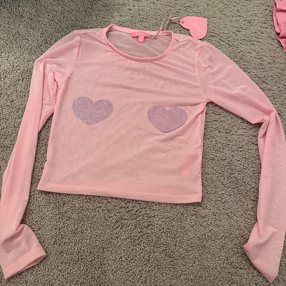 XS pink heart top
